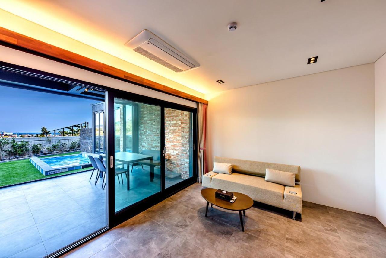 Ocean Brick Poolvilla Villa Seogwipo